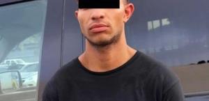 Venezolano detenido en Monterrey con réplica de pistola y drogas
