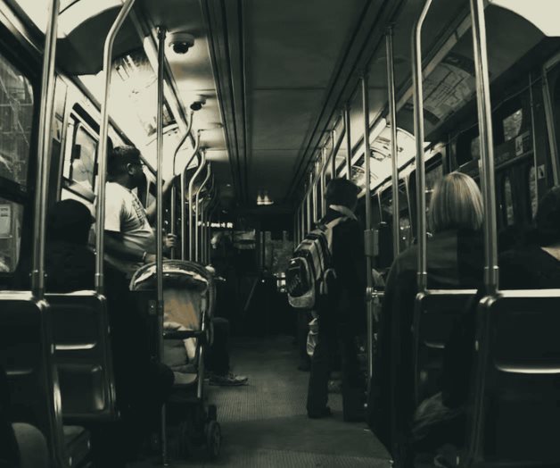 Comando balacea e incendia autobús de pasajeros en Guanajuato Comando balacea e incendia autobús de pasajeros en Guanajuato