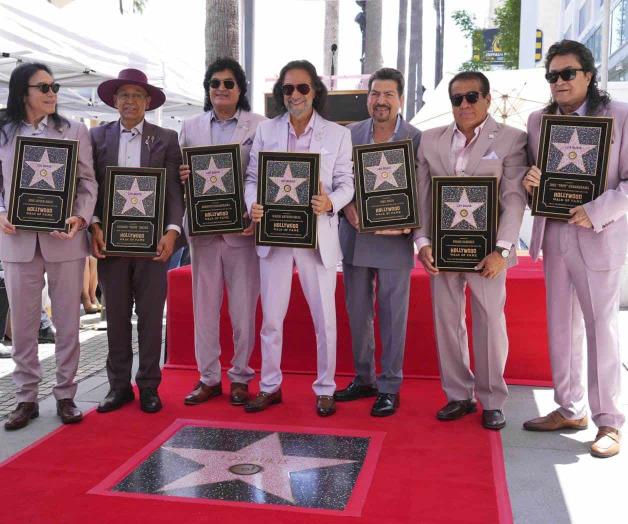 Dedican estrella a inmigrantes Dedican estrella a inmigrantes