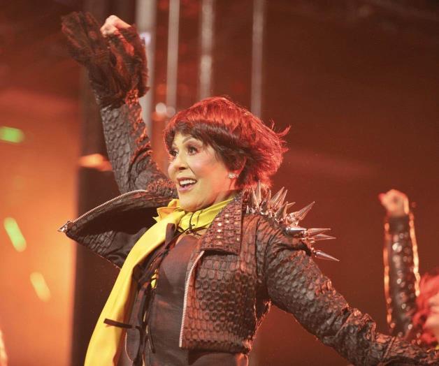 Se opera y pospone gira