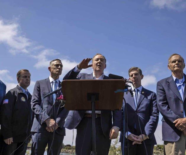 Firman acuerdo para combatir aguas residuales del río Tijuana