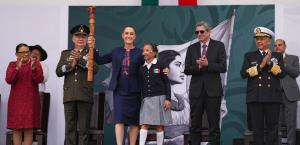 Claudia Sheinbaum llama a erradicar el racismo al conmemorar los 700 años de Tenochtitlan