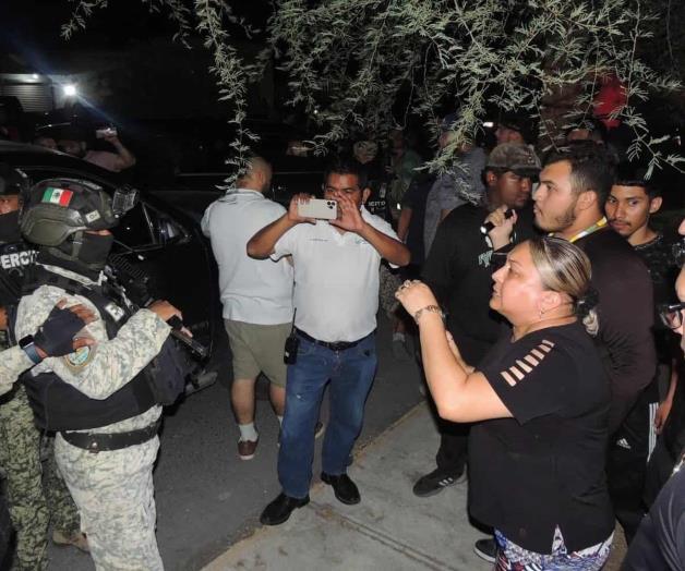 Acusan en transmisión a militares de robar en Nuevo Laredo Acusan en transmisión a militares de robar en Nuevo Laredo