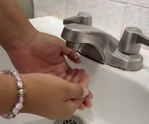 Distribuirán agua en pipas a quienes no pagan servicio Distribuirán agua en pipas a quienes no pagan servicio