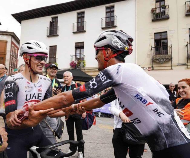 &iexcl;Cede la gloria a Igor!