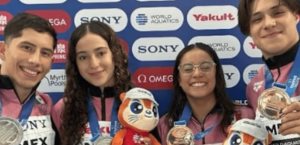 Osmar Olvera rompe récord con cinco medallas mundiales