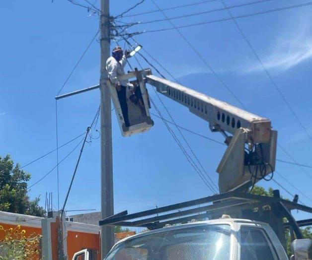 Mejoran el alumbrado p&uacute;blico en Los Guerra