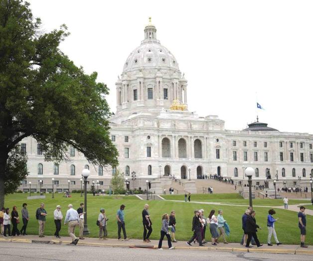 Hallan a un demente dentro del Capitolio