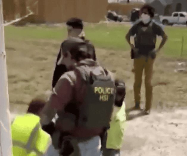 Detienen a 14 migrantes en un centro de trabajo Detienen a 14 migrantes en un centro de trabajo