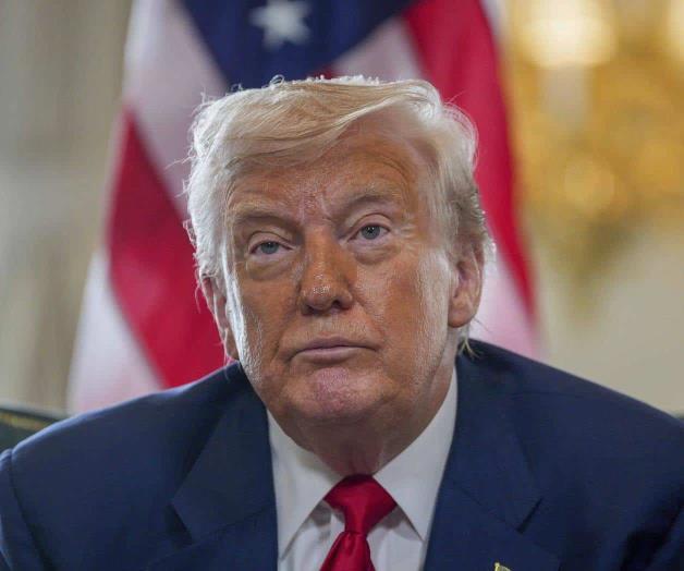 Trump dice termin&oacute; su amistad con Epstein porque le &acute;rob&oacute; empleados&acute;