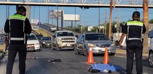 Muere arrollado bajo puente Peatonal en bulevar Hidalgo
