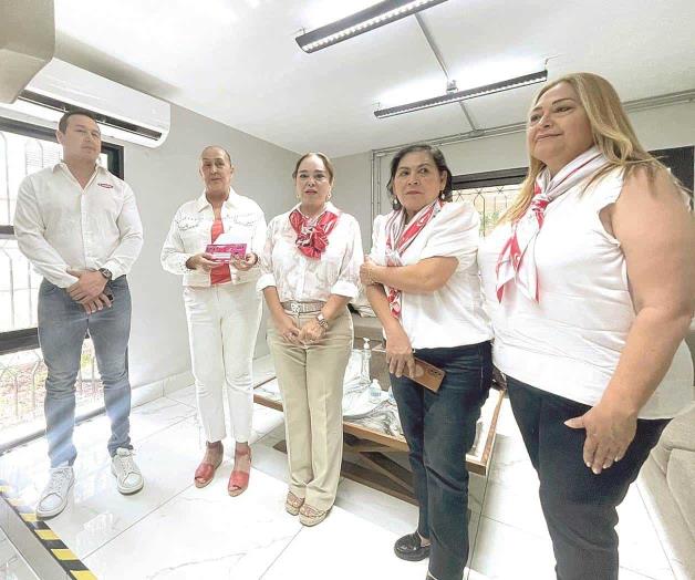 Promueven campaña de detección oportuna de cáncer de mama Promueven campaña de detección oportuna de cáncer de mama