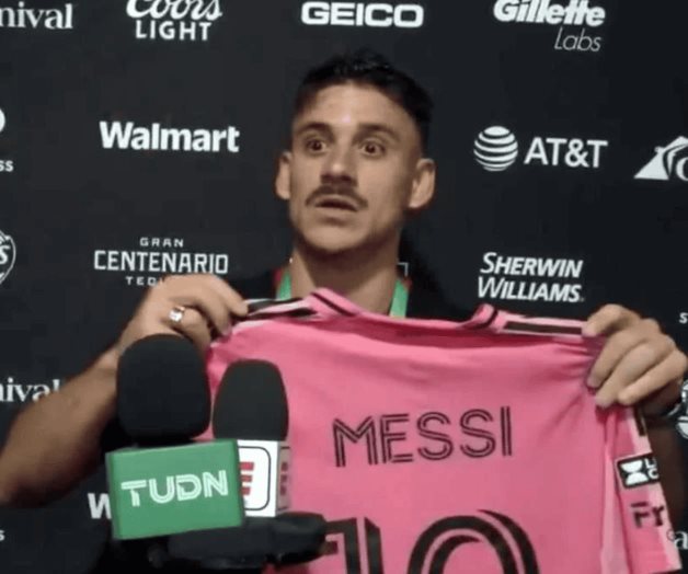 Con él me callo.- Cóccaro sobre Messi Con él me callo.- Cóccaro sobre Messi