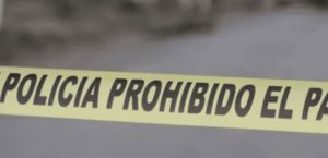 Hallan bolsas de restos humanos en camioneta; 4 detenidos