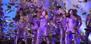 Shakira multiplica presentaciones en México