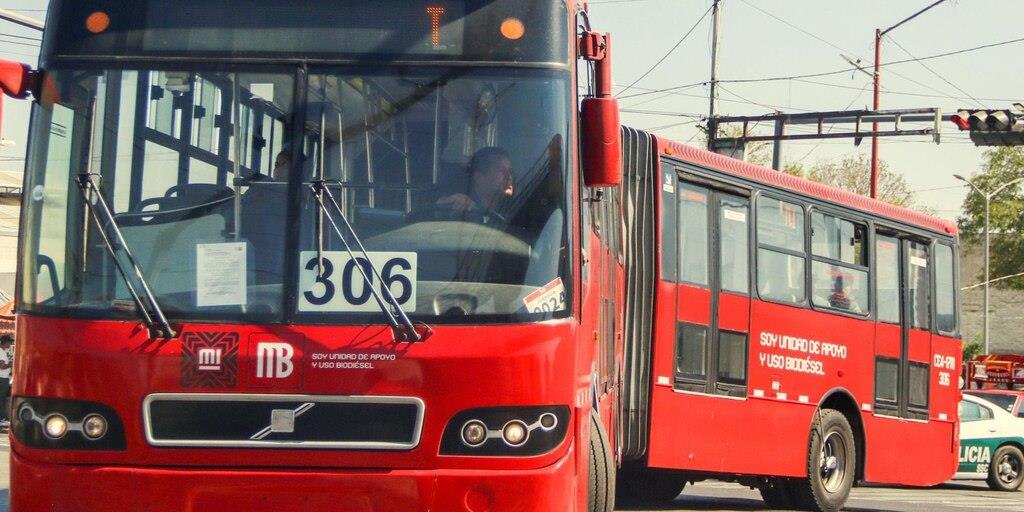 Cierres temporales afectan a usuarios de la Línea A en CDMX Cierres temporales afectan a usuarios de la Línea A en CDMX