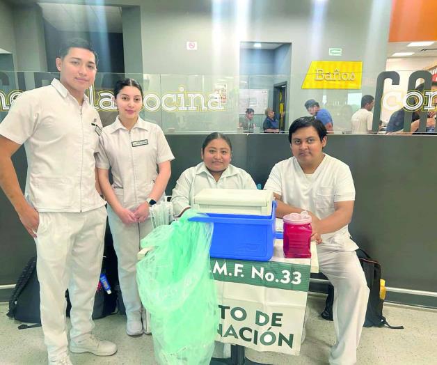 Mantiene sector salud módulos de vacunación