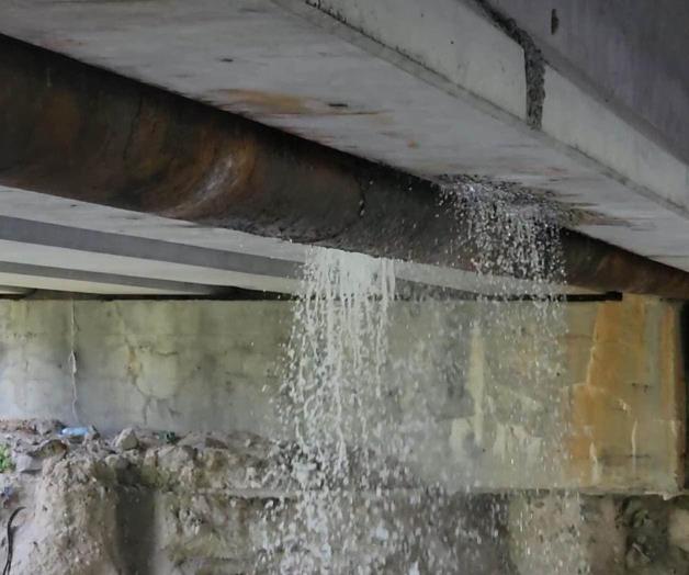 Escasea el agua...pero siguen fugas