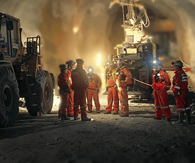 Derrumbe en Mina El Teniente: Trabajadores Atrapados