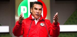 Solicitud de desafuero contra líder del PRI desata polémica