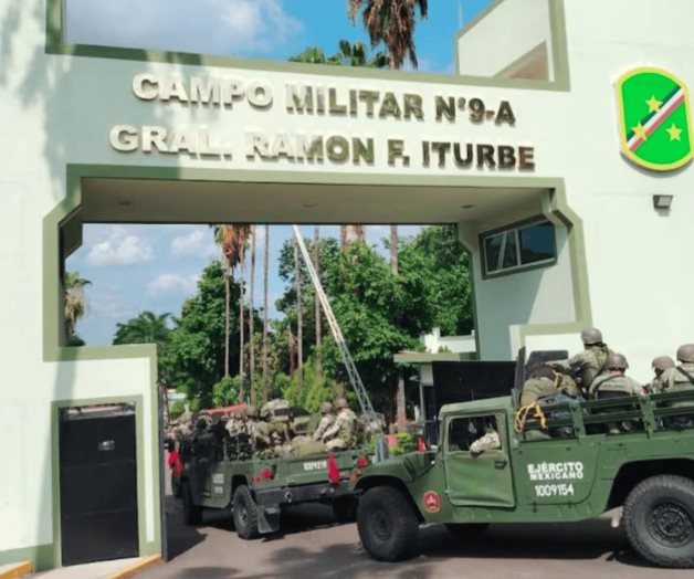 Llegan 300 militares a Culiacán para reforzar la seguridad Llegan 300 militares a Culiacán para reforzar la seguridad