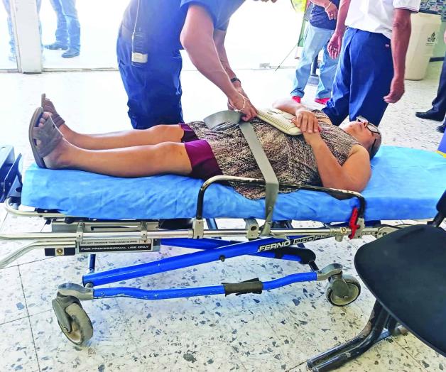 ‘Colapsa’ una mujer en palacio municipal