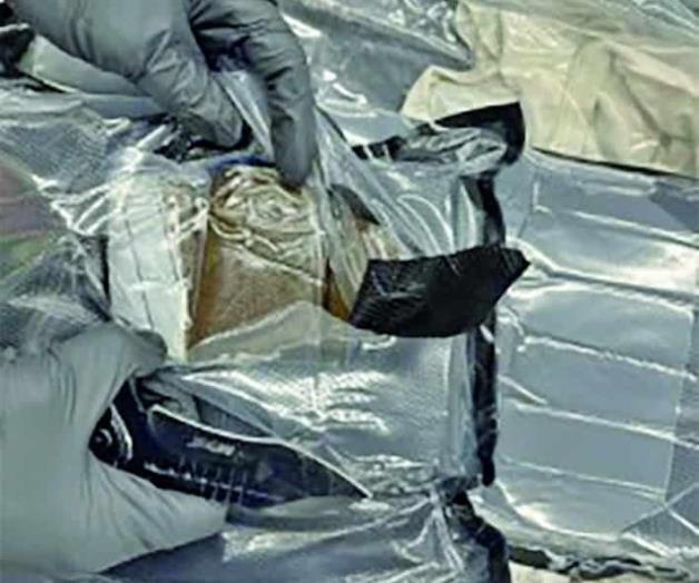 Agentes de CBP hallan drogas en dos viajeros