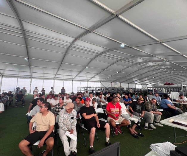 En Matamoros ´abrazan´ a paisanos En Matamoros ´abrazan´ a paisanos