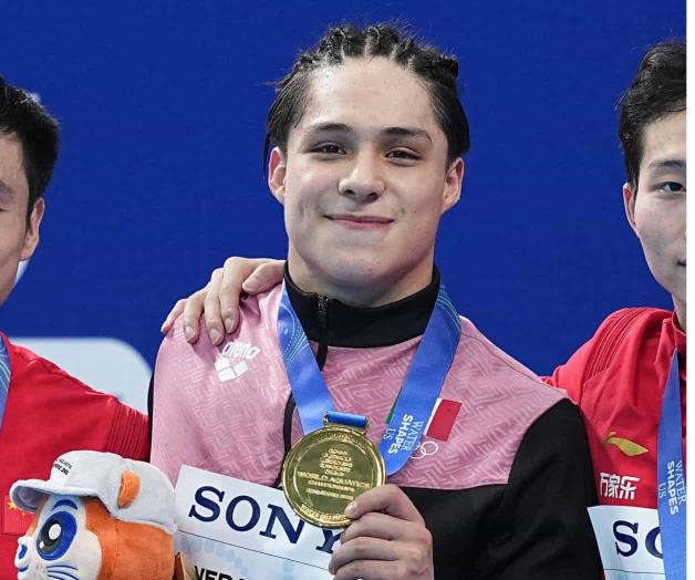 Se lleva Osmar Olvera galardón