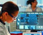 Bill Gates destina 2 mil millones para mejorar la salud femenina
