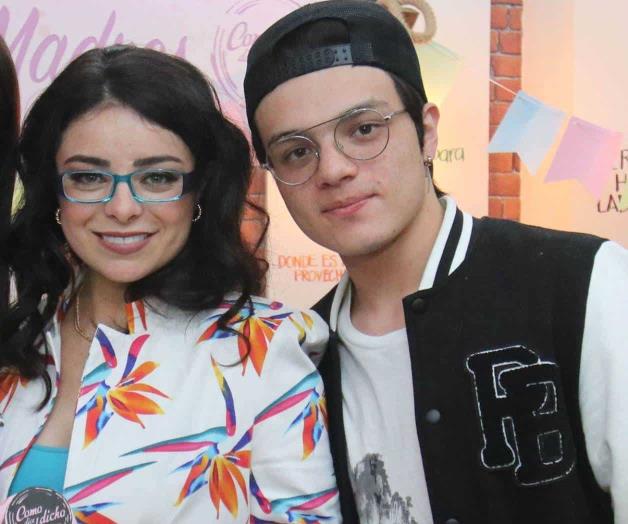 Comparten escenario juntos