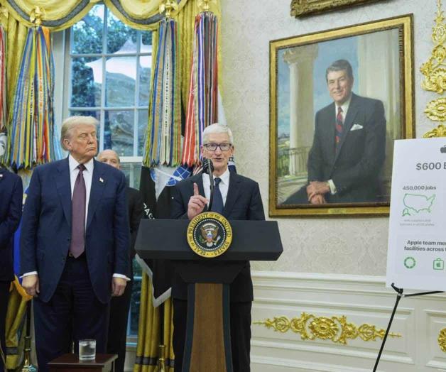 Apple y Trump acuerdan aumentar inversi&oacute;n en manufactura en Estados Unidos