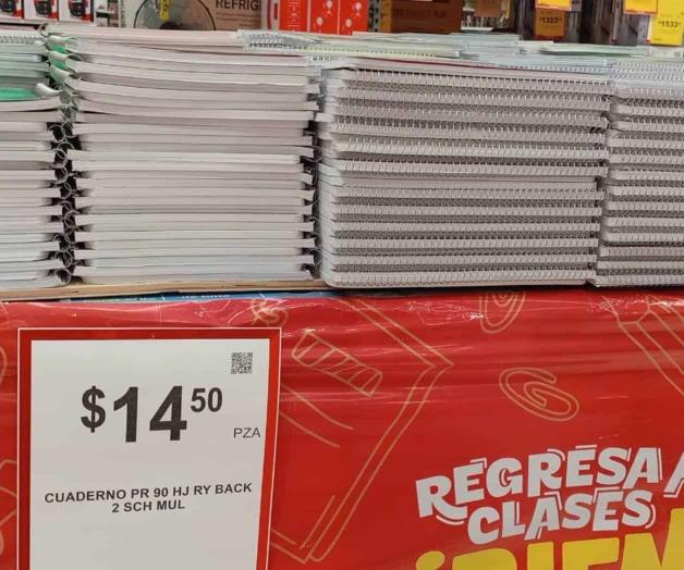 Salen padres de familia a la caza de las ofertas Salen padres de familia a la caza de las ofertas