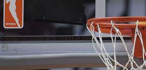 Juguetes sexuales lanzados en partidos de la WNBA