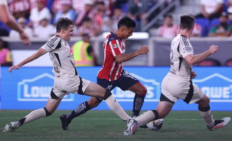 Chivas acaba con su maldici&oacute;n al ganar la Leagues Cup