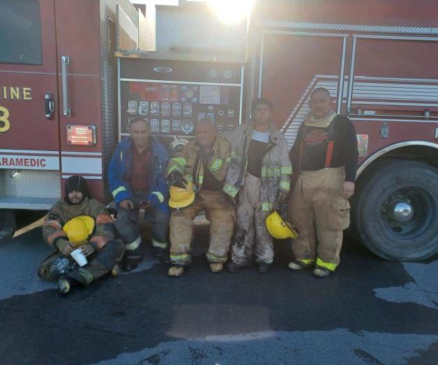Apoyan bomberos en incendio de Reynosa Apoyan bomberos en incendio de Reynosa