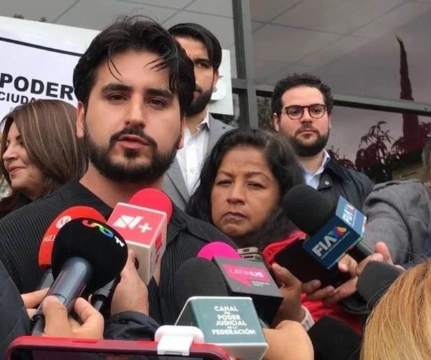 Denuncian a activista por violencia política