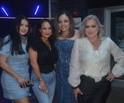 Ofrece una noche  de recuerdos