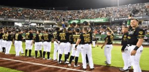Afición de Leones de Yucatán viaja más de 20 horas para dar su apoyo