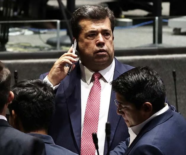 Claudia Sheinbaum señala a Pedro Haces Barba en polémica