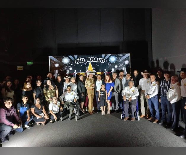 Presentan película Presentan película