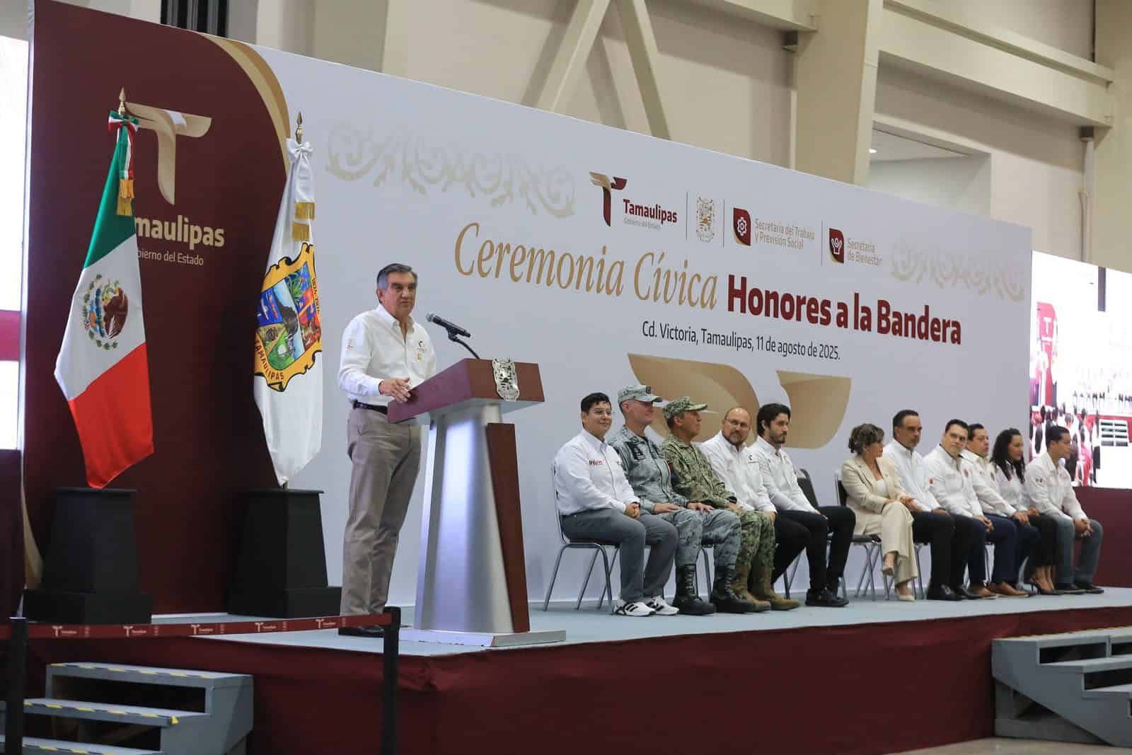 Reconoce gobernador a los j&oacute;venes tamaulipecos