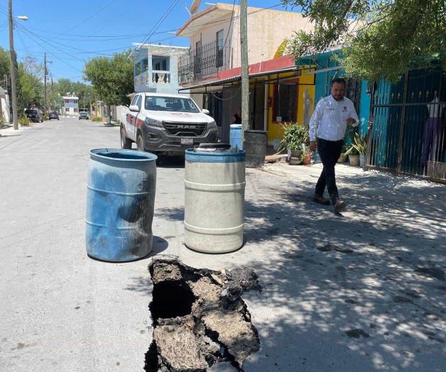 Surgen dos socavones