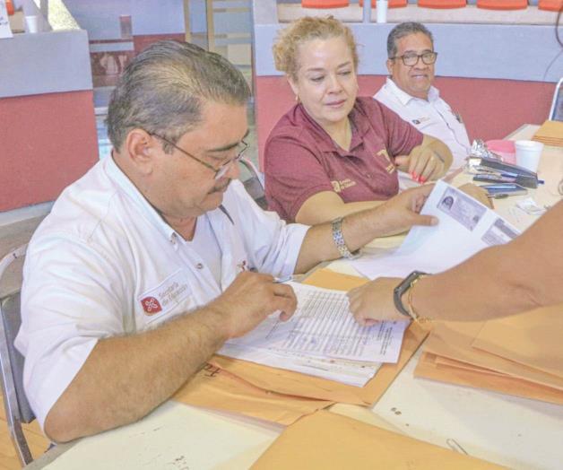 Tramitan becas a estudiantes de escuelas particulares