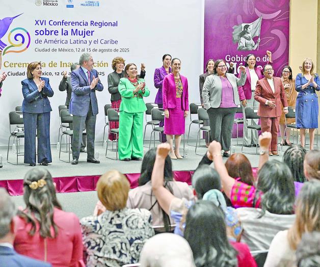 Encabeza Sheinbaum asamblea de mujeres Encabeza Sheinbaum asamblea de mujeres