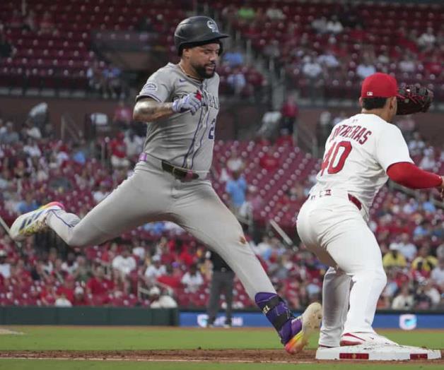 Willson Contreras lidera a los Cardinals antes de abandonar por lesi&oacute;n