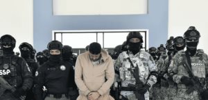 Traslado exitoso de 26 delincuentes de México a EE. UU.