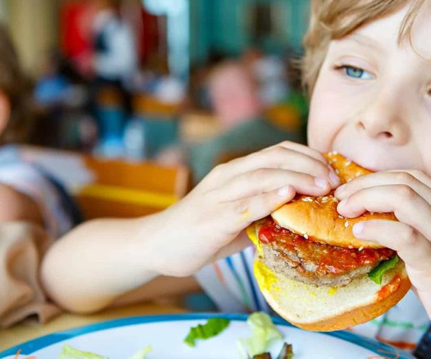 "Alimentación infantil: el peso invisible de los ultraprocesados" "Alimentación infantil: el peso invisible de los ultraprocesados"