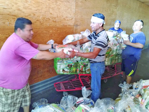 Avanza la entrega de despensas en colonias