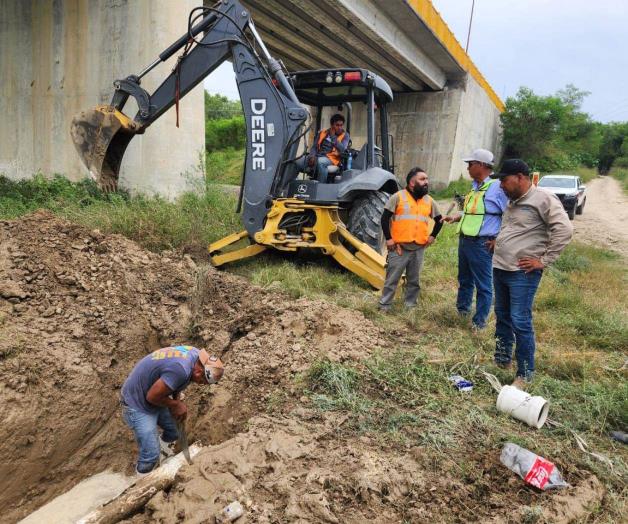 Axtel dejó sin agua a miles de familias Axtel dejó sin agua a miles de familias